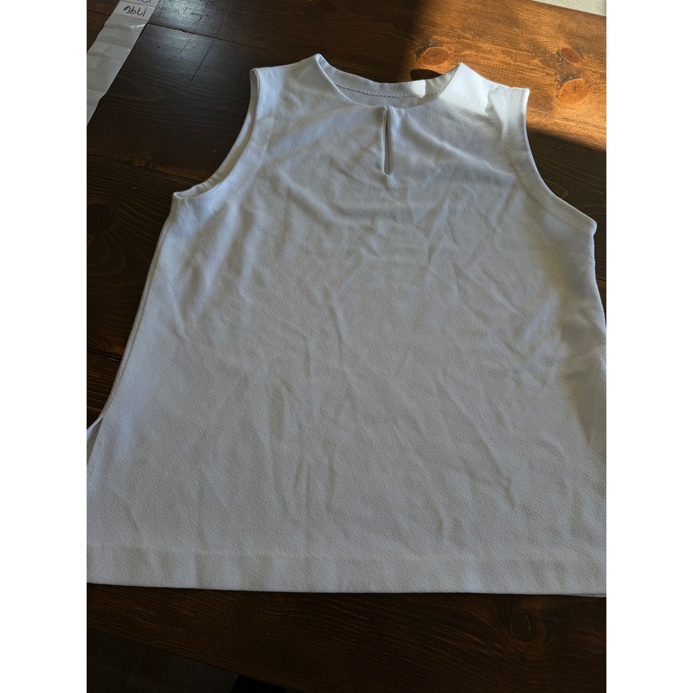 White Sleeveless Knit Shell Top Keyhole Neckline Side Slits Minimalist Layering